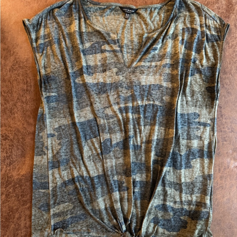 Lucky Brand Camo Tie-Front Tee Size XL